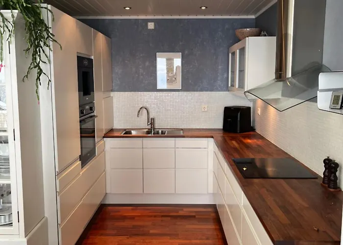 Oslo Fjord Views With Your Own Private Hut At Flaskebekk Nesoddtangen